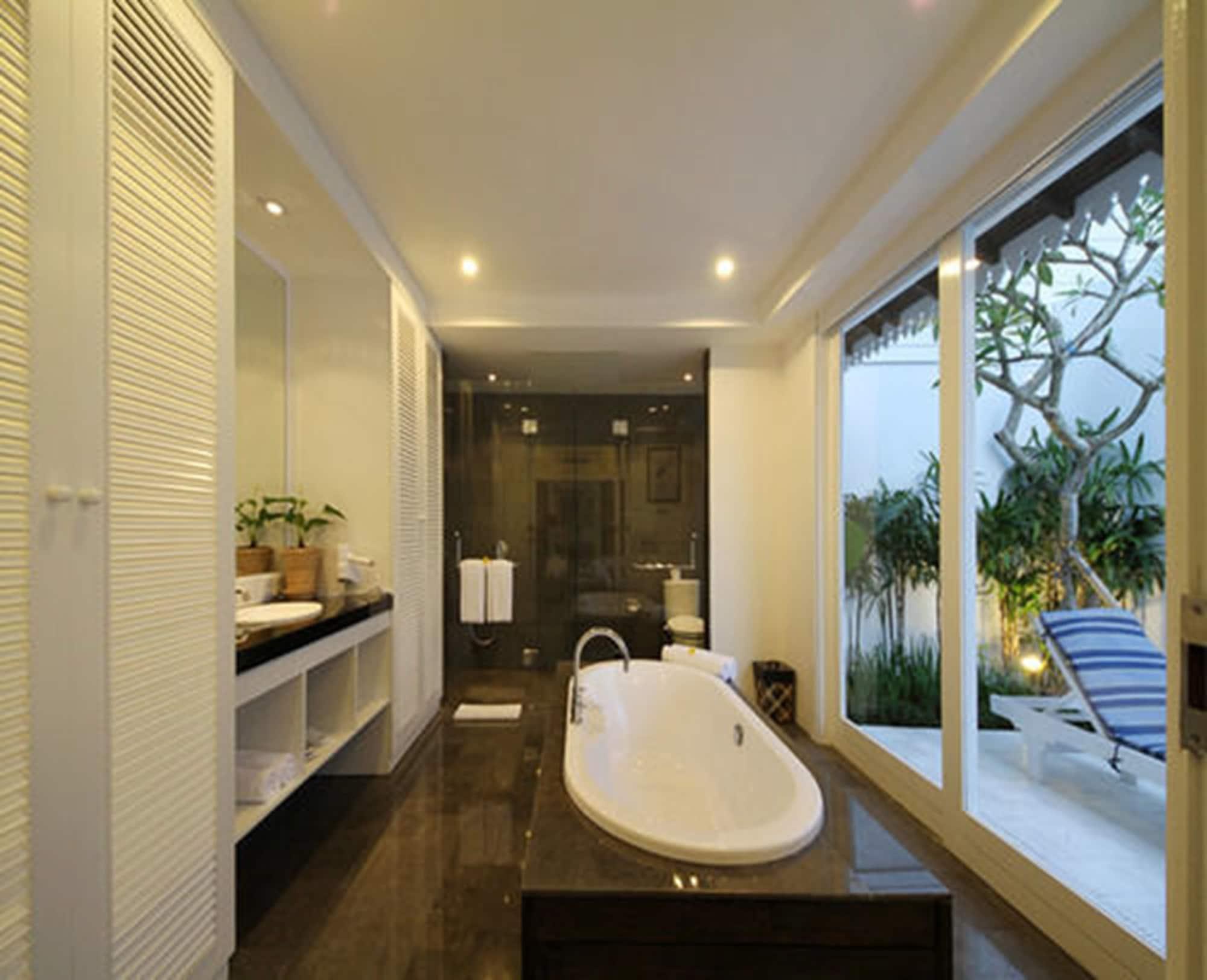 Astana Batubelig * Seminyak (Bali)