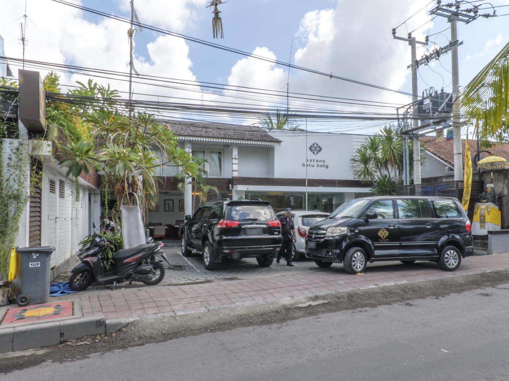 Astana Batubelig Villa *